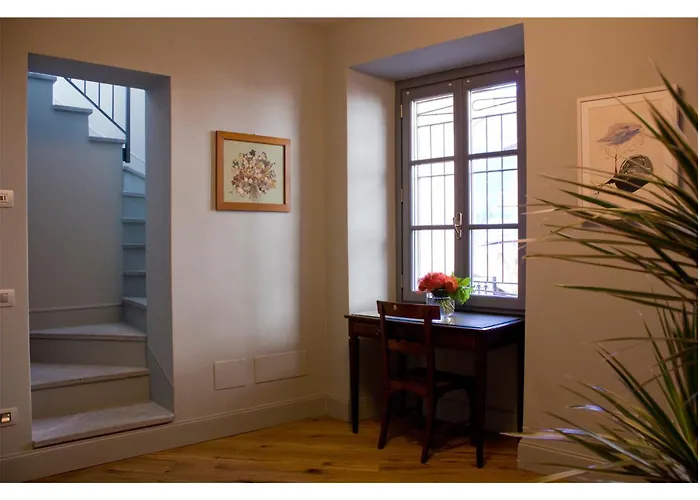 Isola Bella - Via Della Posta