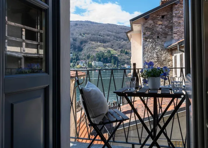 Isola Bella - Via Della Posta * Στρέσα